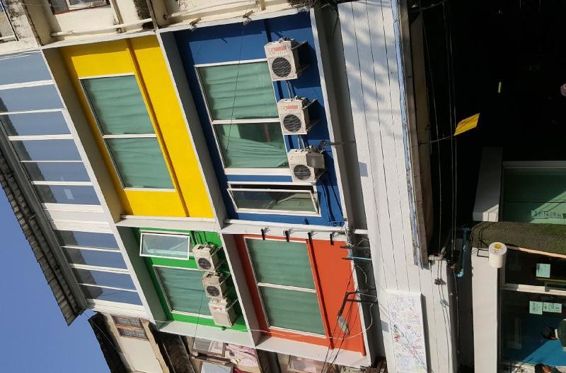 Jellybean Ezy Hostel Sathorn Bangkok Exterior photo